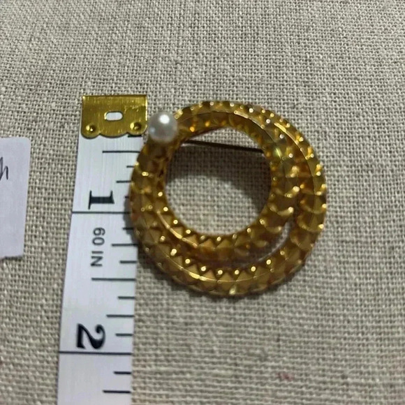 Brooch‎ - Picture 1 of 1
